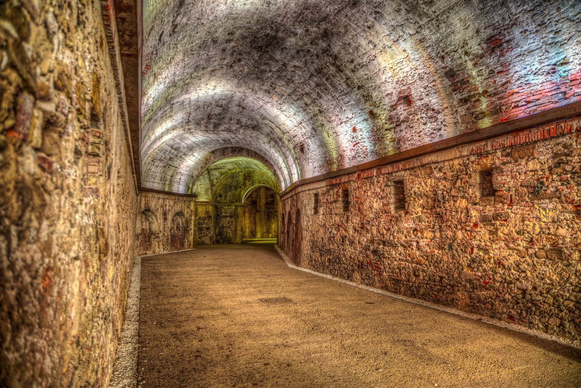 Grotte Angolo Mattone Lucca Mediavalle Viaggi