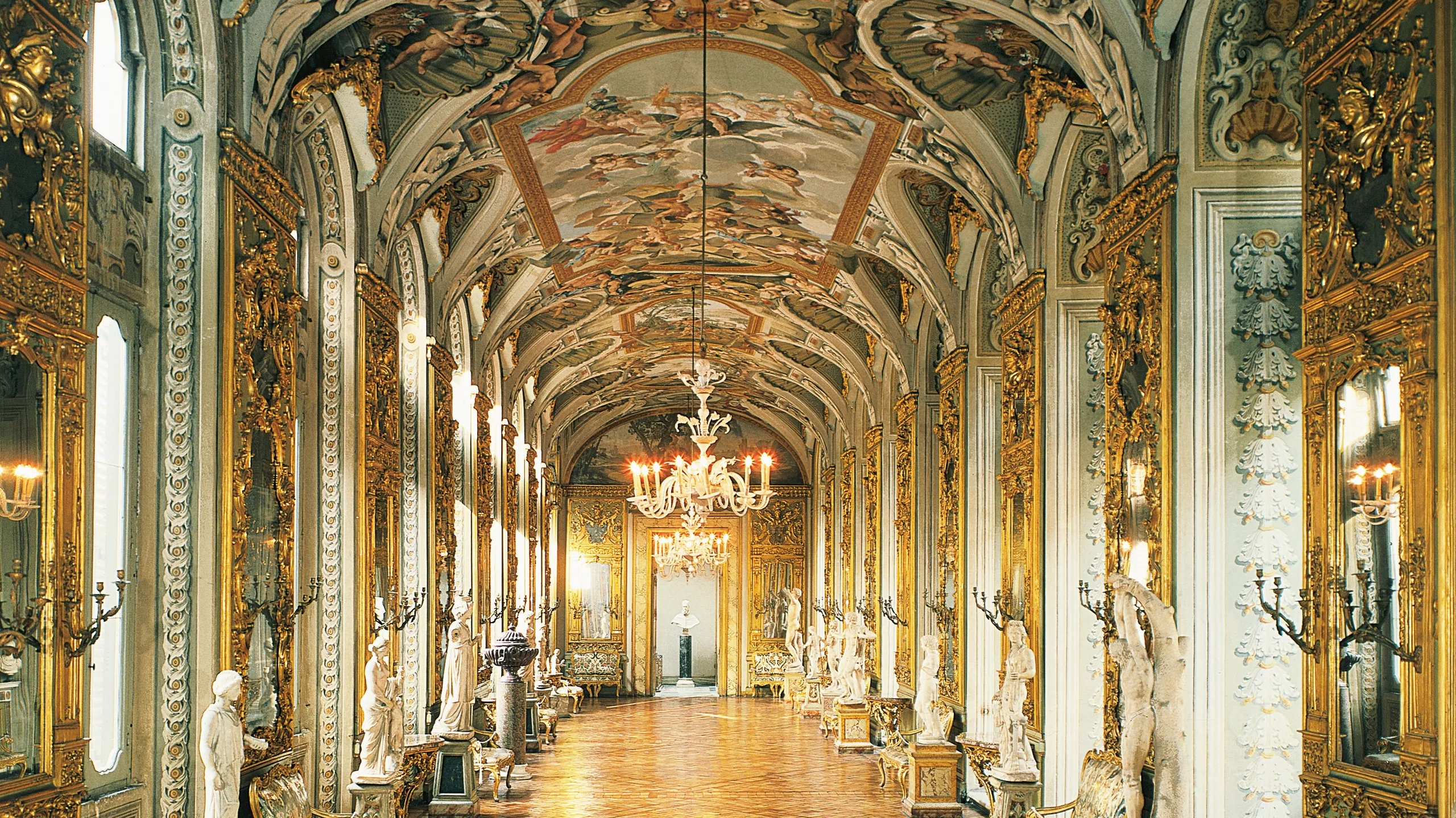 Palazzo Doria Pamphilj Mediavalle Viaggi Lucca