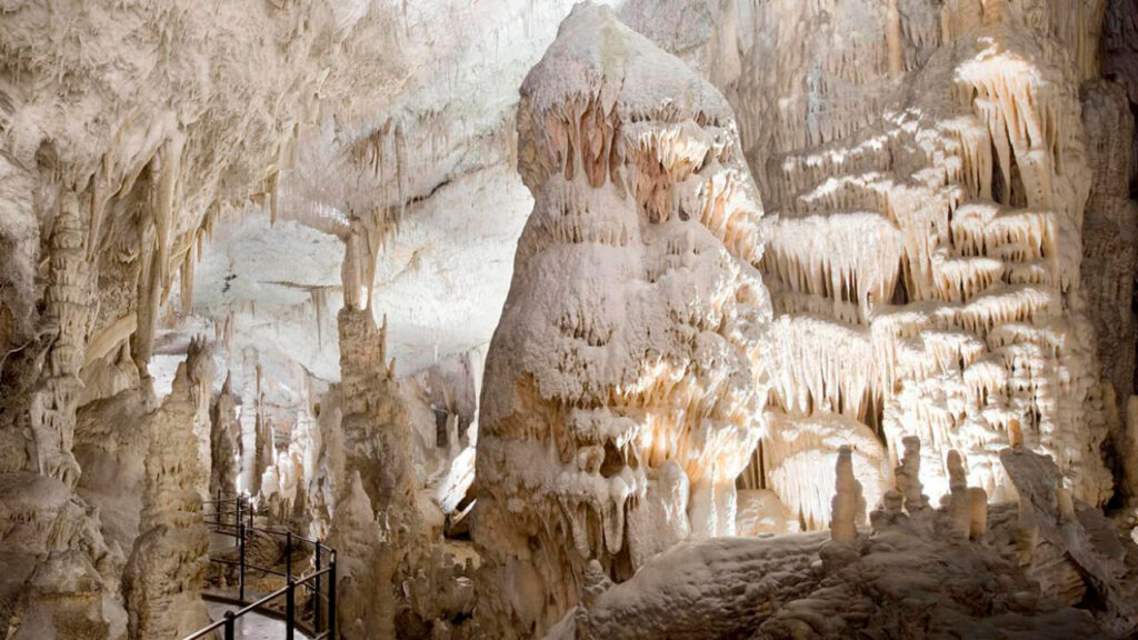 Trieste - Grotte di Postumia