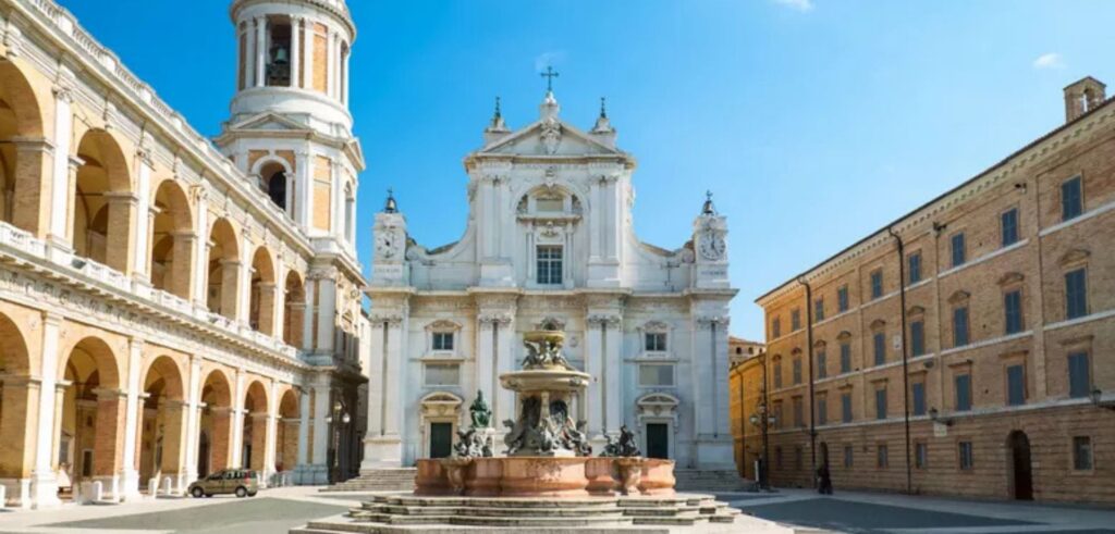 Magiche Marche | LORETO – RECANATI – CASTELFIDARDO ASCOLI PICENO e L’ABBADIA di FIASTRA