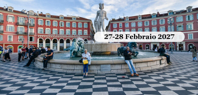 Place Massena a Nizza con la Fontana del Sole e i palazzi rossi che la circondano